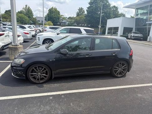Used 2017 Volkswagen Golf R 4-Door AWD/4WD image 3
