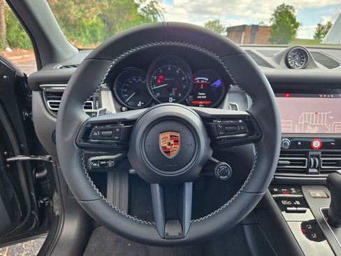 New 2026 Porsche Macan Turbo image 31