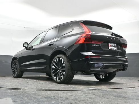 New 2026 Volvo XC60 B5 Ultra w/ Protection Package Premier AWD/4WD image 43