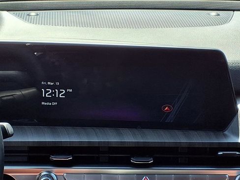 Used 2024 Kia Telluride EX image 14