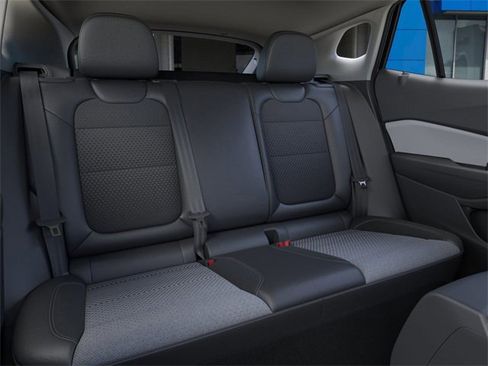 New 2026 Chevrolet Trax LT w/ Driver Confidence Package FWD image 17