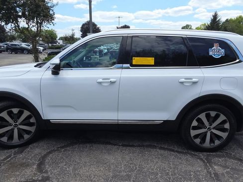 Used 2021 Kia Telluride EX w/ EX Premium Package AWD/4WD image 5