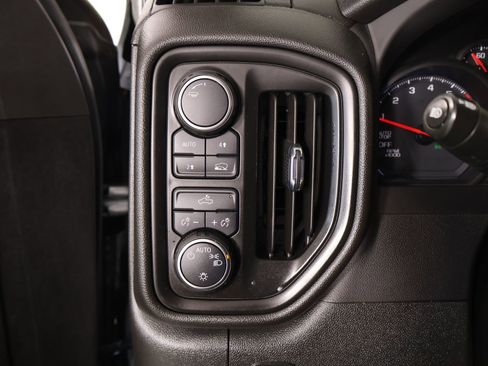 Used 2023 Chevrolet Silverado 1500 Custom AWD/4WD image 7