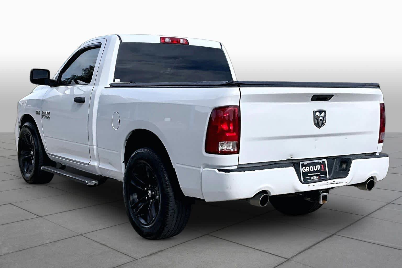 Used 2016 RAM 1500 Express RWD image 11
