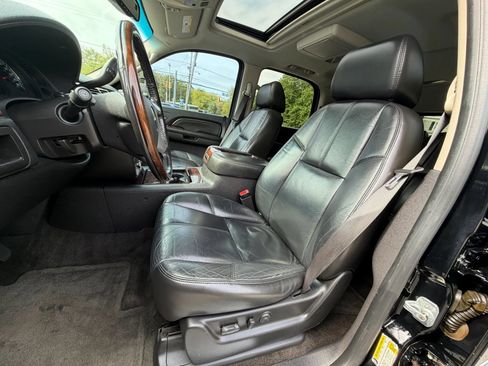 Used 2008 GMC Yukon Denali AWD/4WD image 13