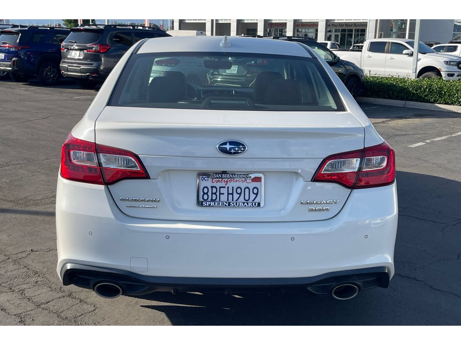 Used 2018 Subaru Legacy 3.6R Limited AWD/4WD image 4