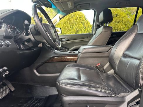 Used 2017 Chevrolet Tahoe LT AWD/4WD image 9