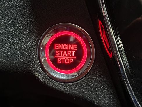 Used 2020 Honda HR-V EX image 32