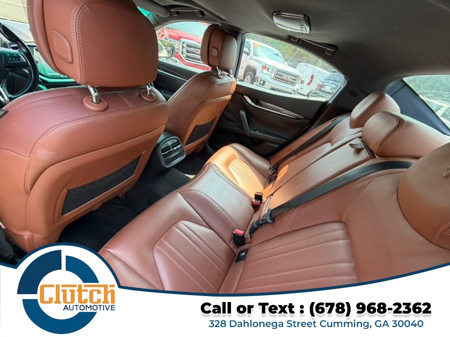 Used 2015 Maserati Ghibli RWD image 22