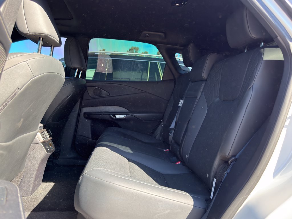 Used 2025 Lexus RX 350 FWD w/ Technology Package image 11