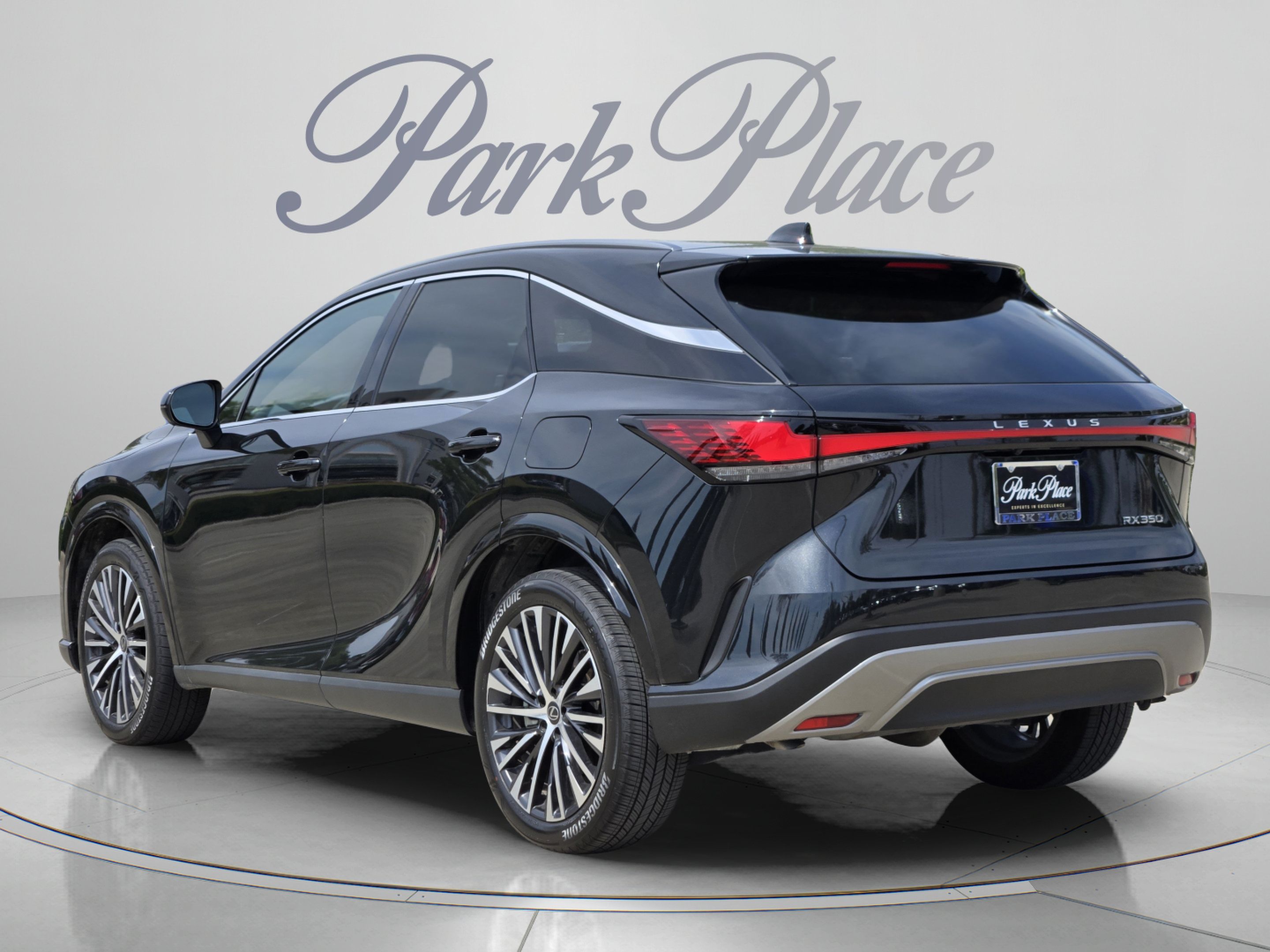 Used 2026 Lexus RX 350 Premium Plus w/ Accessory Package (Z1) FWD image 3