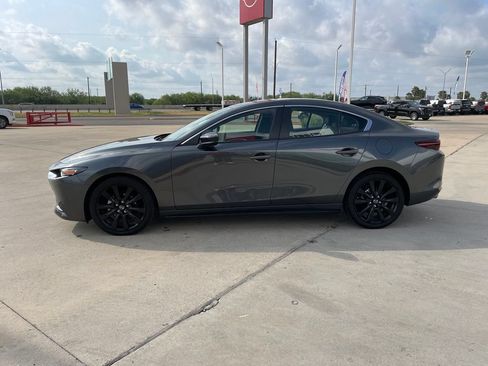 Used 2025 MAZDA MAZDA3 s FWD image 4