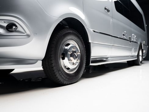 Used 2021 Mercedes-Benz Sprinter 3500 image 88