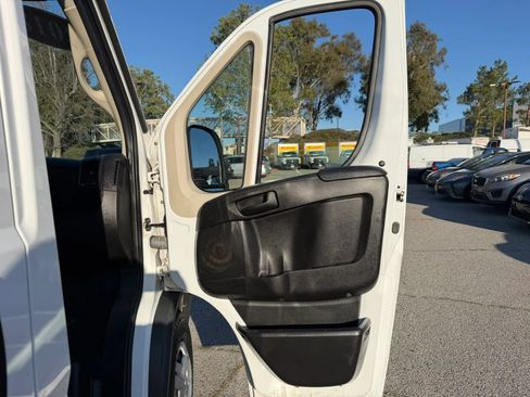 Used 2018 RAM ProMaster 1500 w/ Interior Convenience Group image 17