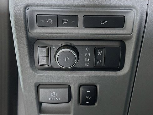 Used 2022 Ford F150 Lariat w/ Equipment Group 502A High image 10