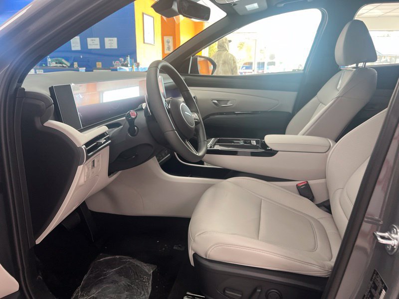 New 2026 Hyundai Tucson Limited AWD/4WD image 17