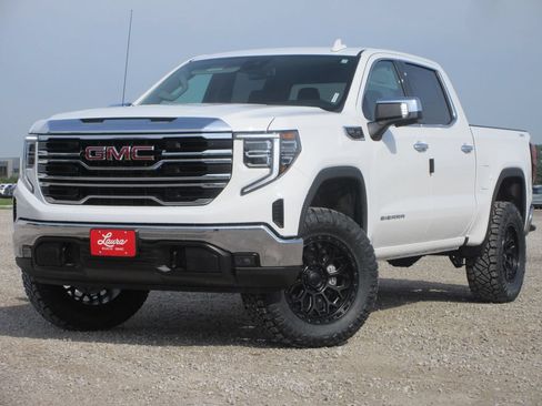 New 2026 GMC Sierra 1500 SLT w/ SLT Convenience Package AWD/4WD image 9