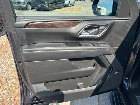 Used 2023 Chevrolet Tahoe LT AWD/4WD image 17