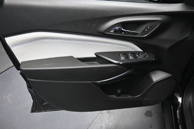 Used 2024 Chevrolet Trax LT FWD image 15