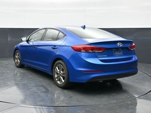 Used 2017 Hyundai Elantra Value Edition FWD image 5