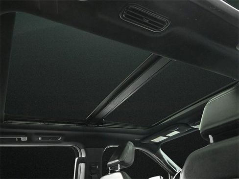 Used 2021 Ford Expedition Limited image 20