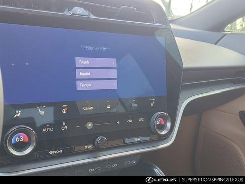 Used 2024 Lexus RZ 300e Premium w/ Accessory Package (P5) image 17