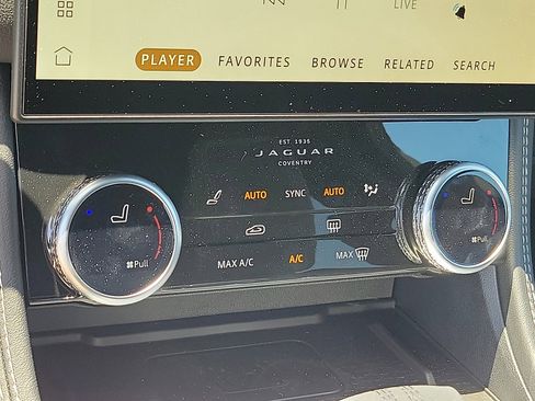 Used 2025 Jaguar F-PACE R-Dynamic S image 21