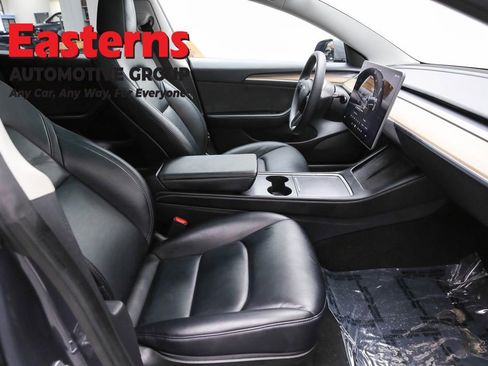 Used 2023 Tesla Model 3 Standard Range image 21