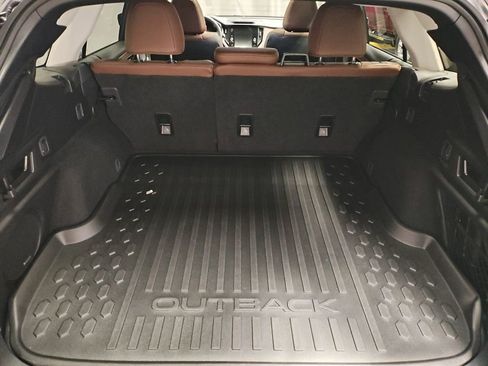 Used 2025 Subaru Outback Touring image 16
