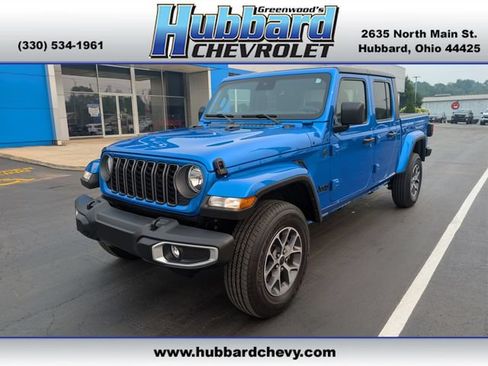 Used 2024 Jeep Gladiator Sport w/ Dual Top Group AWD/4WD image 1