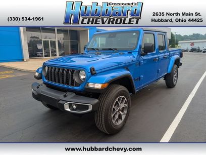 Used 2024 Jeep Gladiator Sport w/ Dual Top Group