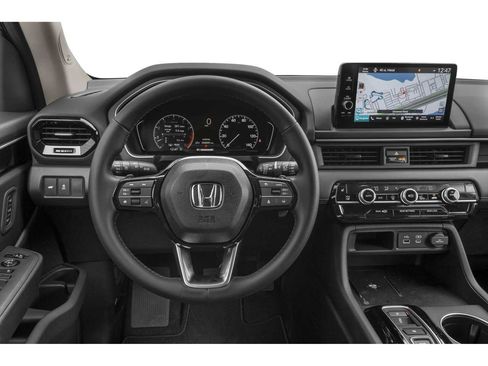 Used 2024 Honda Pilot Touring image 4