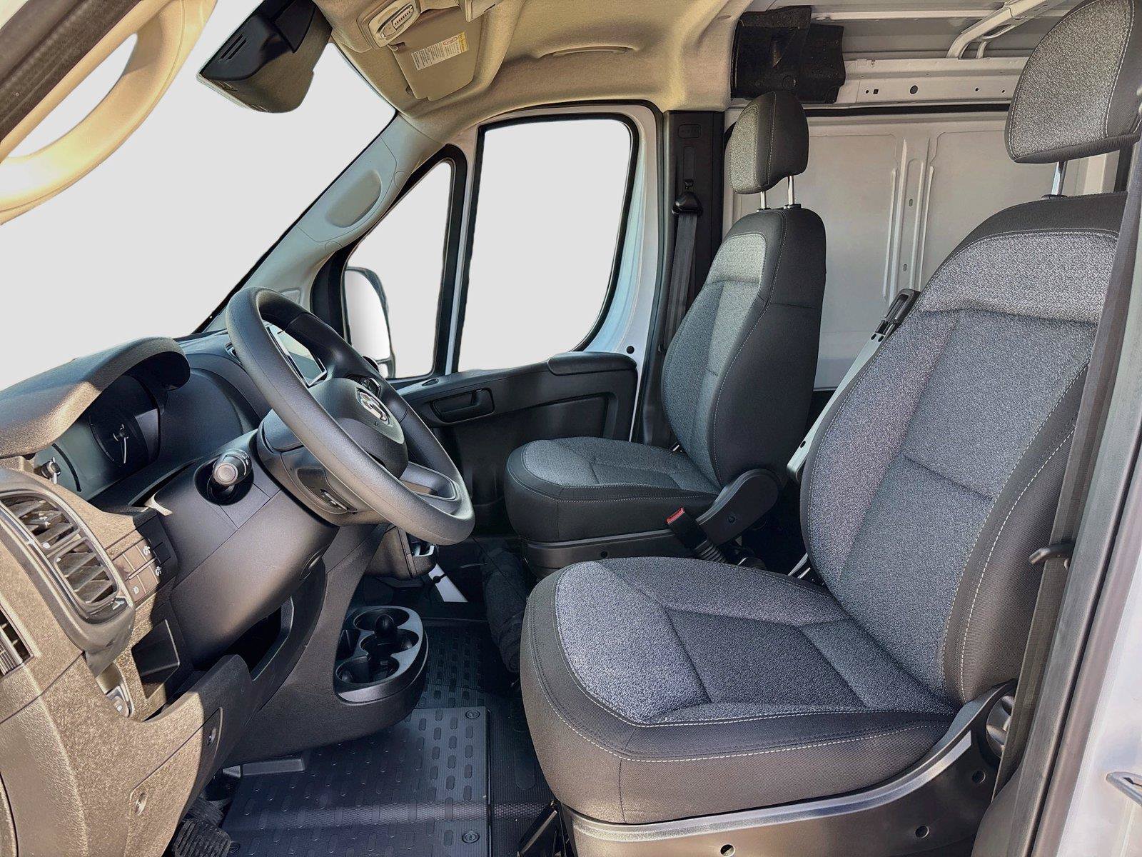New 2027 RAM ProMaster 1500 w/ Convenience Group FWD image 5