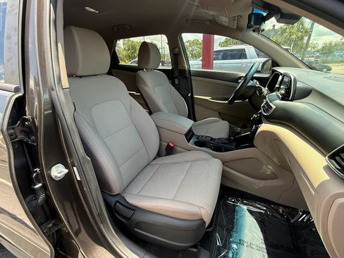 Used 2019 Hyundai Tucson Value FWD image 31