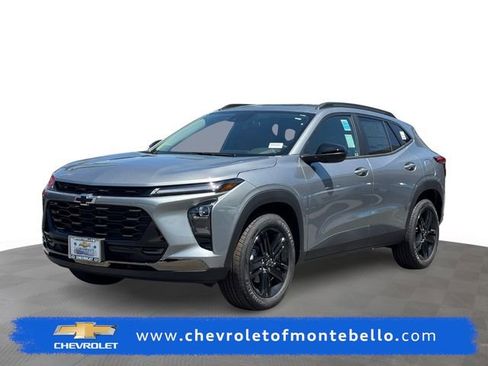 New 2026 Chevrolet Trax ACTIV FWD image 1