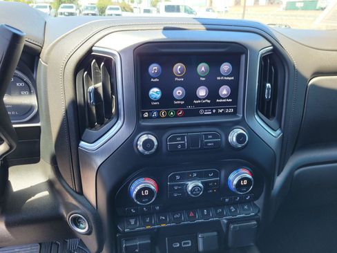 Used 2022 GMC Sierra 2500 Denali w/ Denali Ultimate Package AWD/4WD image 28
