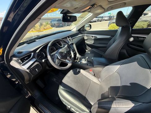 Used 2020 INFINITI QX50 Sensory w/ Proactive Package FWD image 7