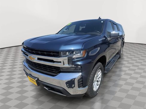 Used 2019 Chevrolet Silverado 1500 LT w/ All-Star Edition AWD/4WD image 2
