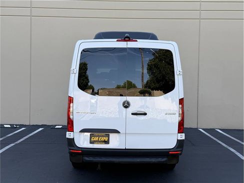 Used 2023 Mercedes-Benz Sprinter 2500 image 30