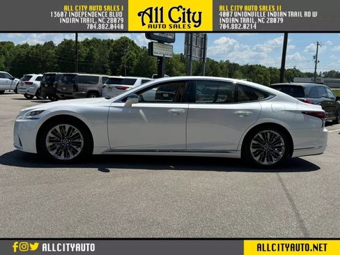 Used 2020 Lexus LS 500 w/ Interior Upgrade Package RWD image 4