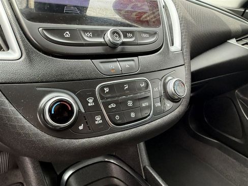 Used 2023 Chevrolet Malibu LT FWD image 28