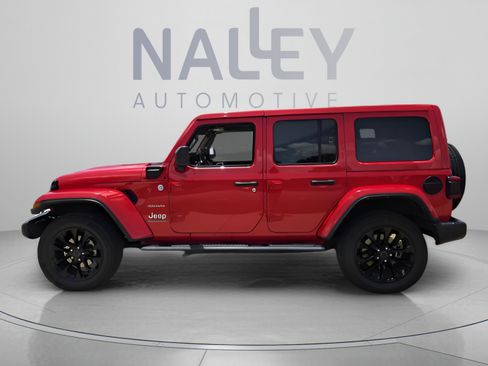 Used 2024 Jeep Wrangler Unlimited Sahara AWD/4WD image 2