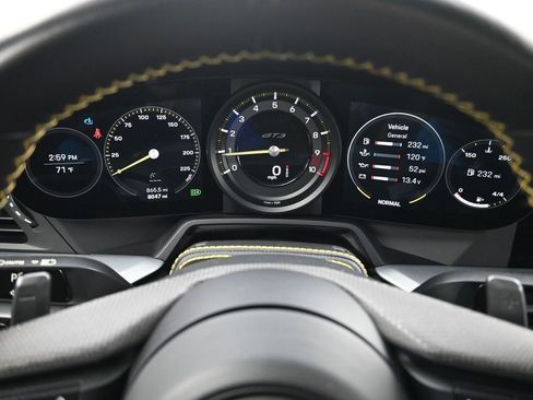 Certified 2022 Porsche 911 GT3 image 18