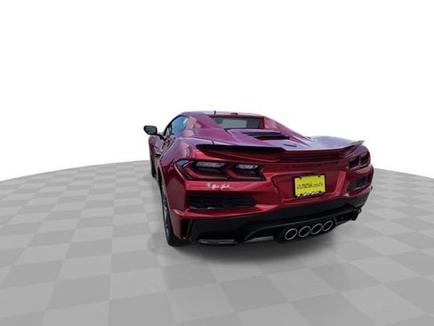Used 2025 Chevrolet Corvette Z06 RWD image 7