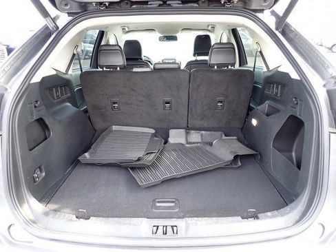 Certified 2022 Ford Edge SEL w/ Convenience Package image 8