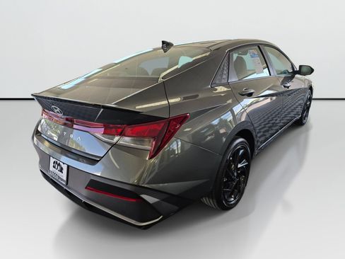 New 2026 Hyundai Elantra Sport FWD image 4