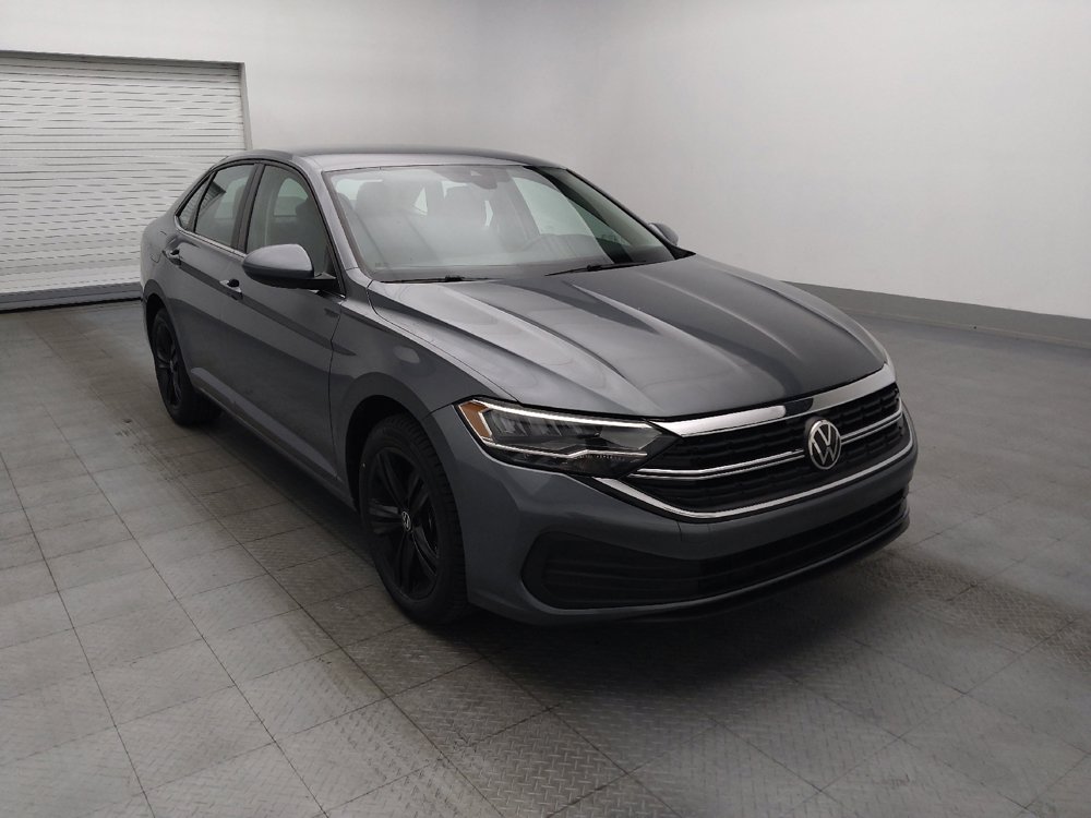 Used 2024 Volkswagen Jetta SE FWD image 13