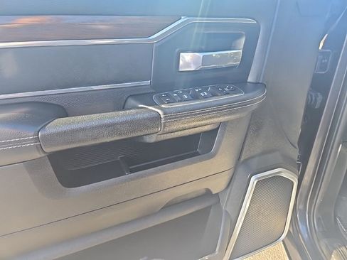 Used 2022 RAM 2500 Laramie image 9