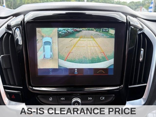 Used 2019 Chevrolet Traverse Premier w/ Driver Confidence II Package FWD image 32