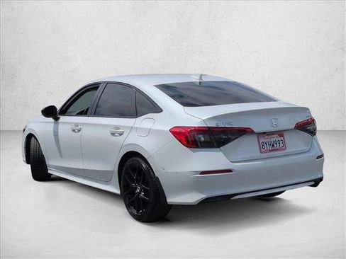 Used 2022 Honda Civic Sport image 8